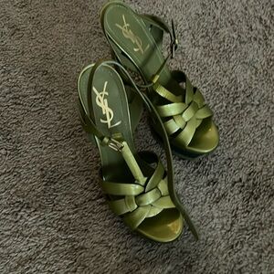 Yves Saint Laurent heels size 38.5